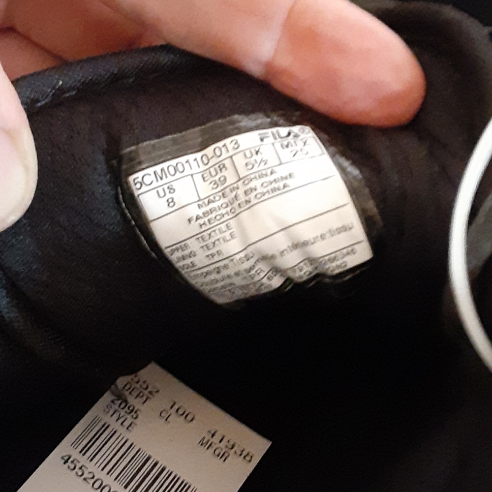 NWT Fila Velvet size 8 - Picture 5 of 5